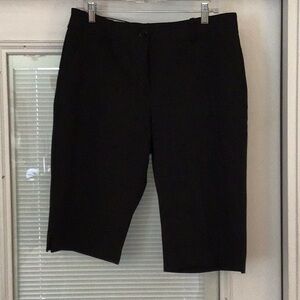 Worthington Stretch Black Bermuda Shorts